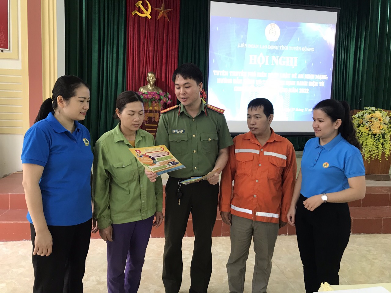 Tuyên truyền Luật An ninh mạng cho đoàn viên, công nhân, lao động thành phố Tuyên Quang